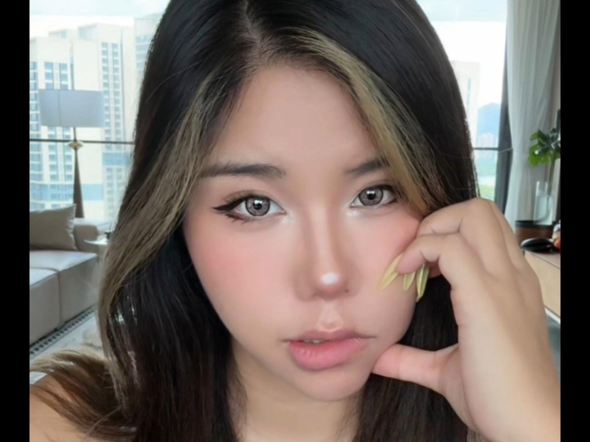 黑饱宝角色扮演写真作品总览