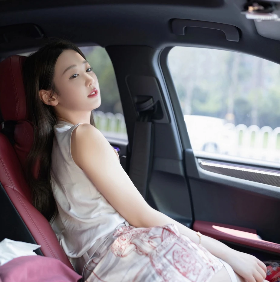 唐安琪Cosplay写真作品全集 唐安琪Cosplay写真作品全集