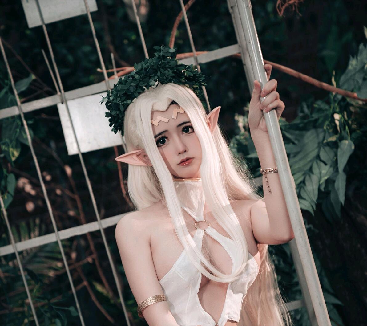 小礼好困角色扮演写真作品总览