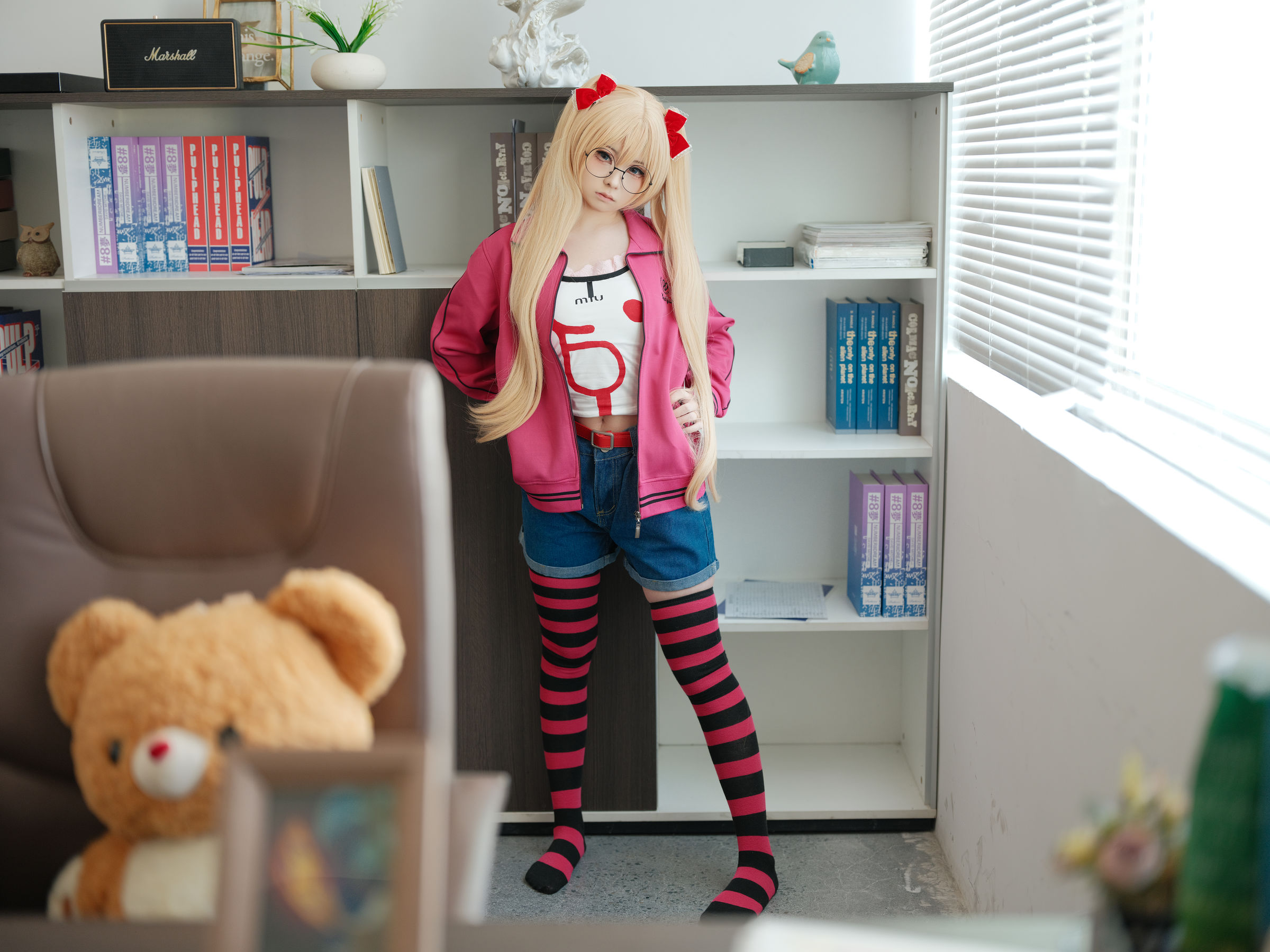 幼水铃衣写真图片合集与社交主页