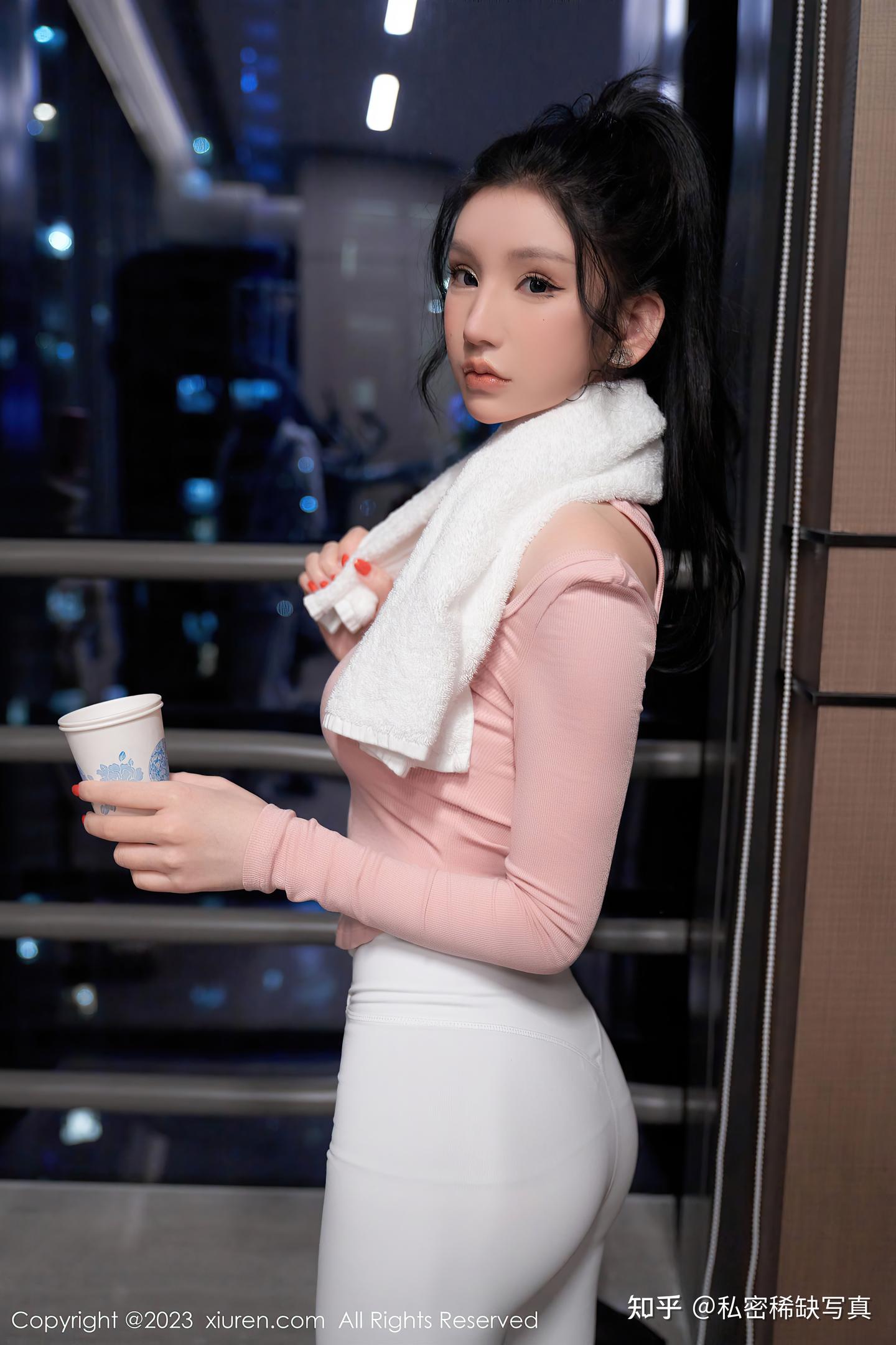 周于希最新Cosplay写真