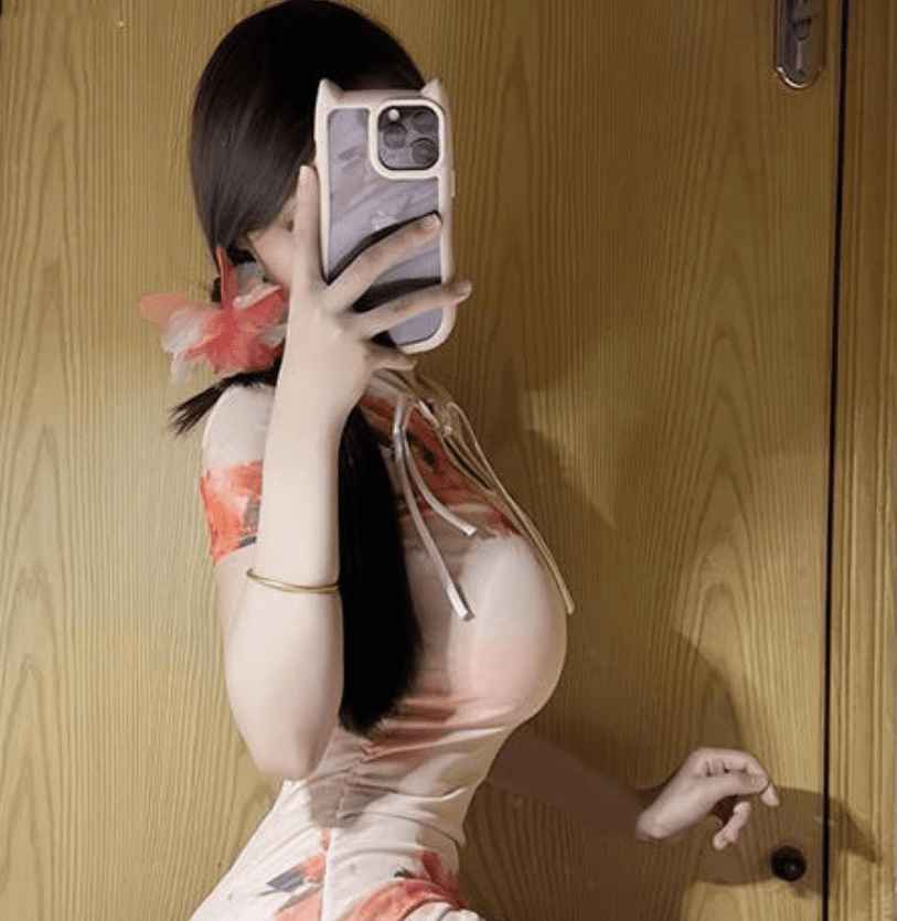 阿拉蕾写真图片合集与社交主页 阿拉蕾写真图片合集与社交主页