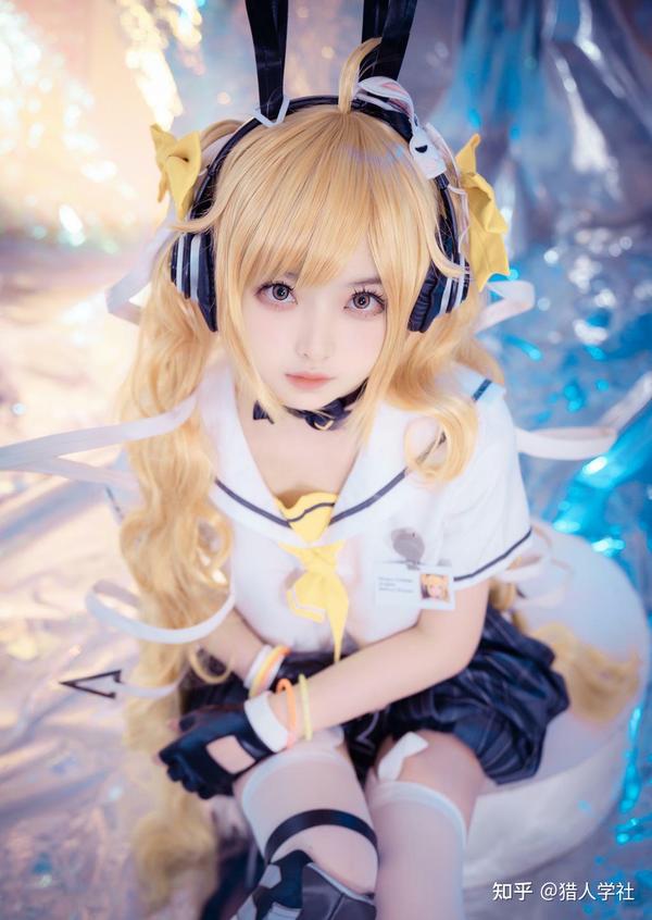 白莉爱吃巧克力高清Cosplay写真图片大全