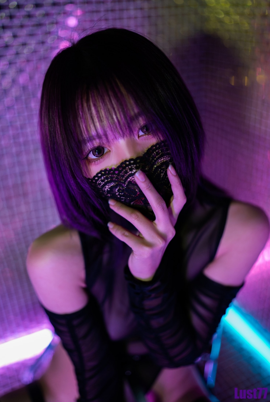 宝贝77写真图片合集与社交主页