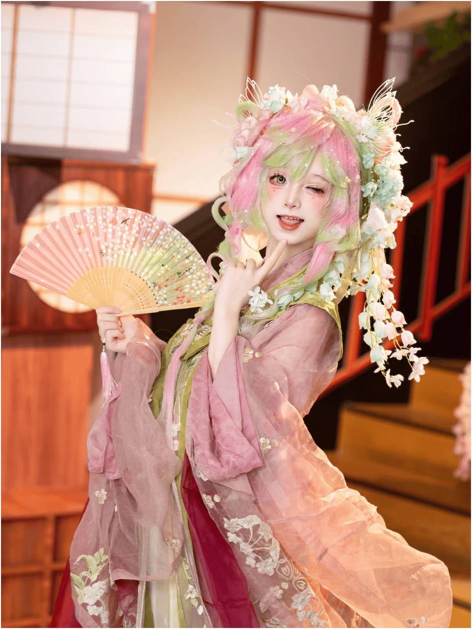 粉色袍袍写真摄影图片合集·Cosplay创作作品展示 粉色袍袍写真摄影图片合集·Cosplay创作作品展示