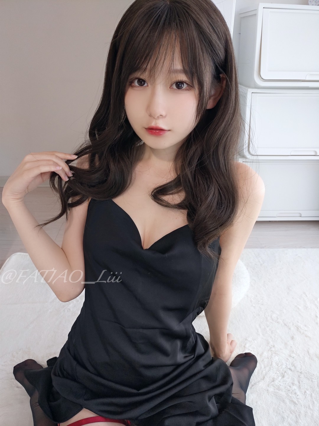 迷之呆梨写真图集·个人资料与Cosplay高清作品