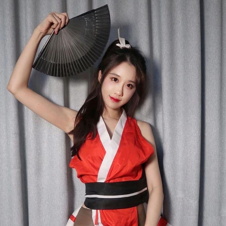 轩子巨2兔Cosplay图片 轩子巨2兔Cosplay图片