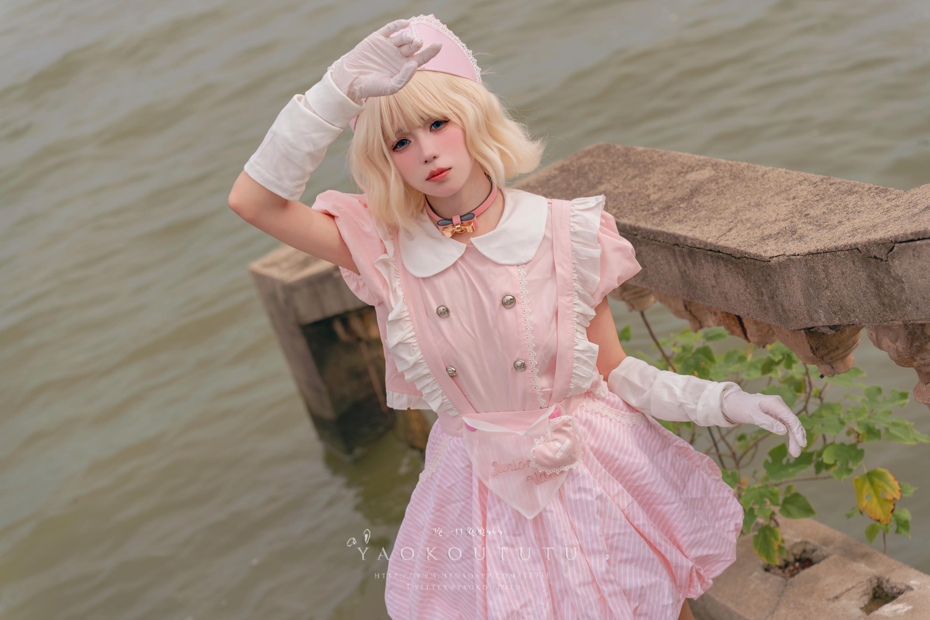 咬一口兔娘Cosplay作品合集与个人简介