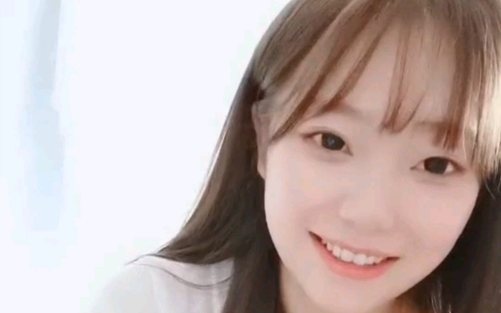 知一妹妹写真图片合集与社交主页