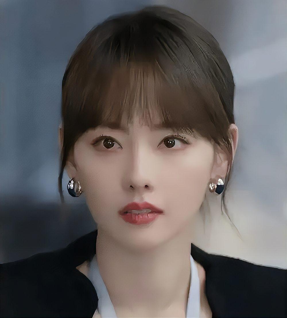 秦嘉倪最新角色扮演高清写真图片精选集