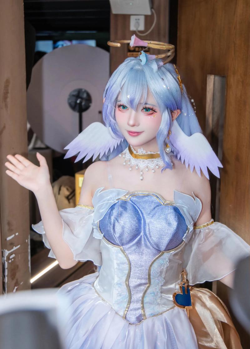 秦嘉倪最新角色扮演高清写真图片精选集