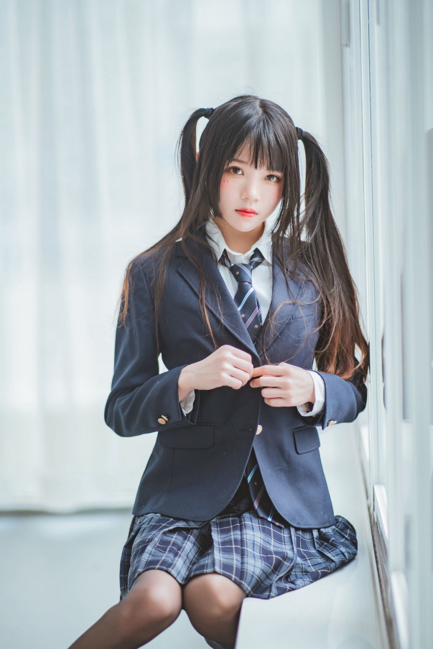 vickyyyii写真图集精选·Cosplay角色还原图片 vickyyyii写真图集精选·Cosplay角色还原图片