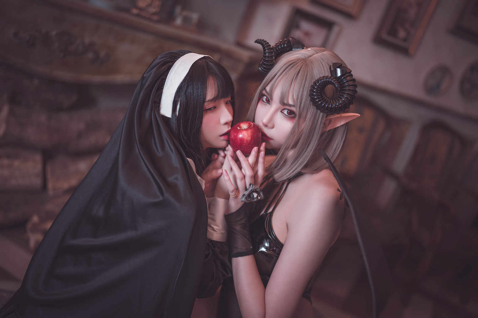 落落rakuCosplay写真图片合集·精选高清作品
