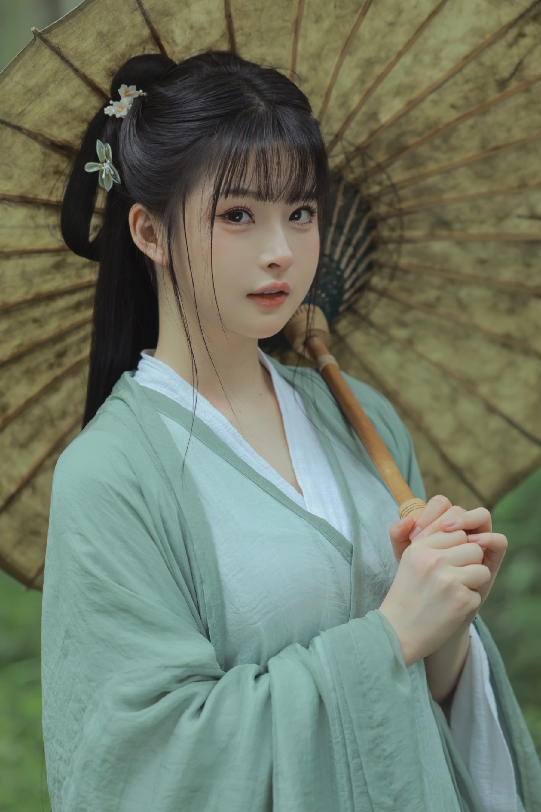 白莉爱吃巧克力高清Cosplay写真图片大全