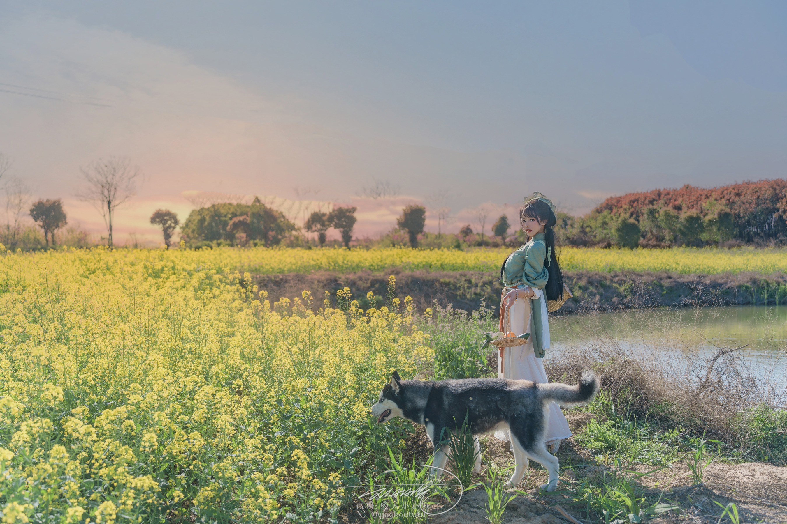 黏黏团子兔 写真图片 6